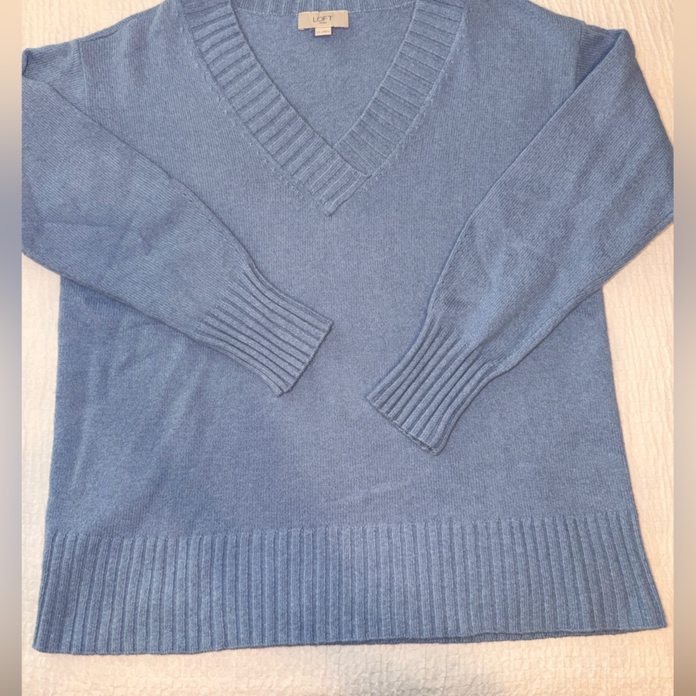 LOFT Light Blue V-Neck Sweater - Picture 6 of 8